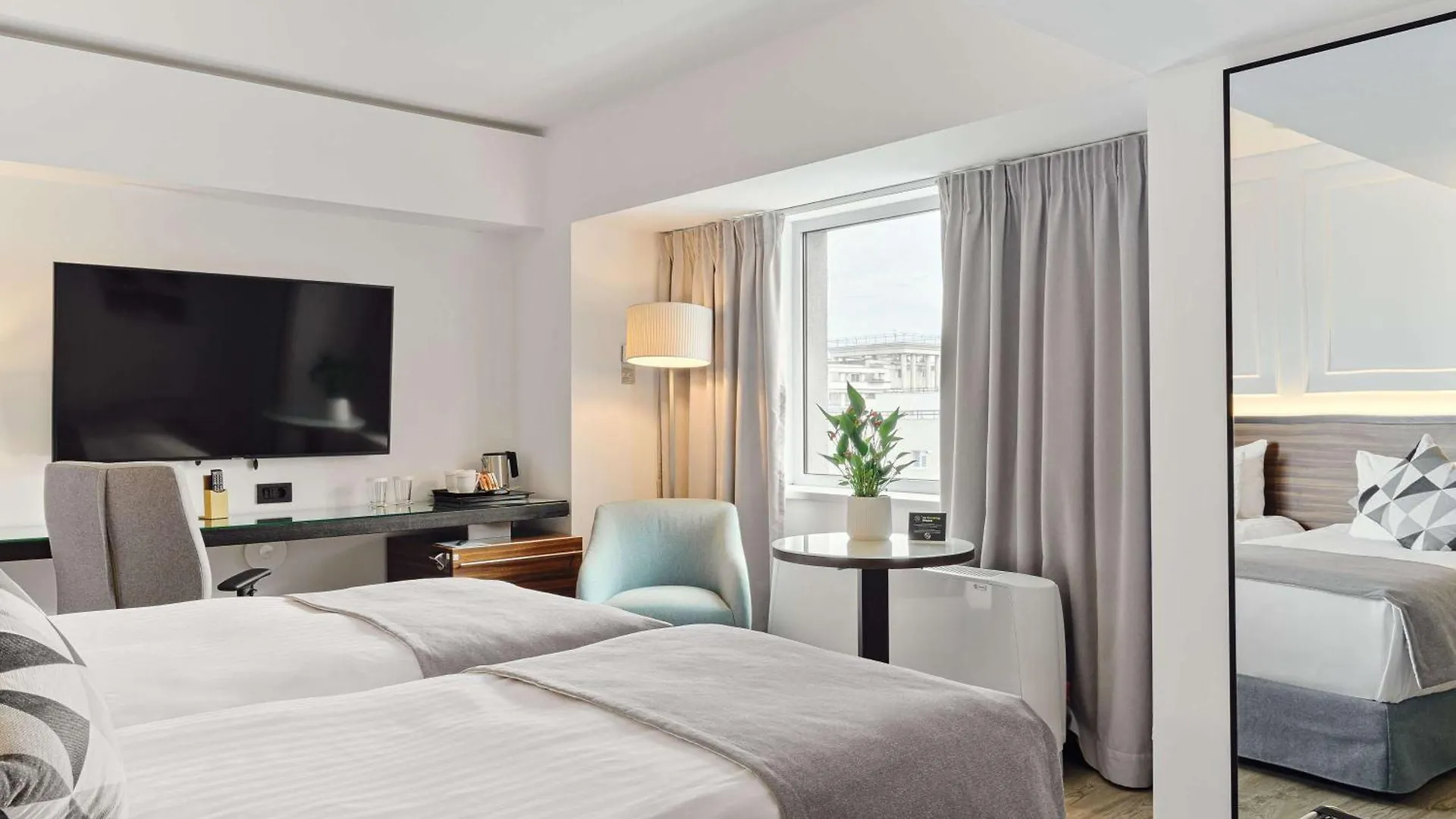 Hotell Bucharest Unirii Square - Handwritten Collection