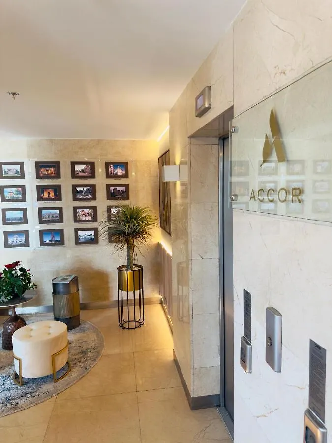 Bucharest Unirii Square - Handwritten Collection Hotel